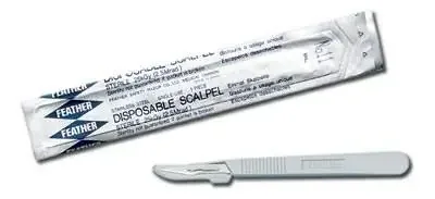 Feather – Scalpel Conventional No. 15 Stainless Steel / Plastic Classic Grip Handle Sterile Disposable – 2975 15