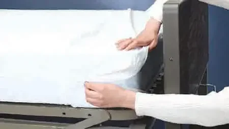 Graco – Mattress Cover 54 X 76 X 6 Inch PVC Plastic For Double Sized Mattresses – 3863