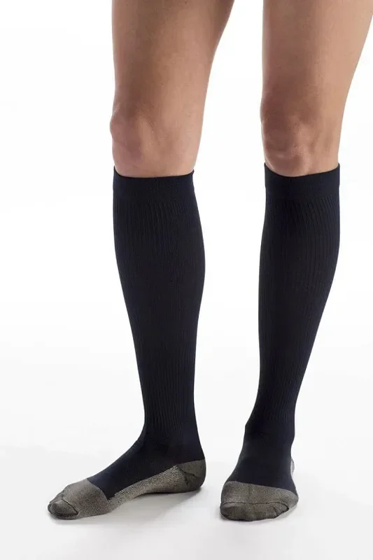 Health Support – Compression Socks Size E / Short Black Closed Toe – 260504