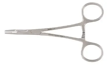 Integra Lifesciences – Needle Holder 7-1/4 Inch Length Serrated Jaws Finger Ring Handle – 8-17
