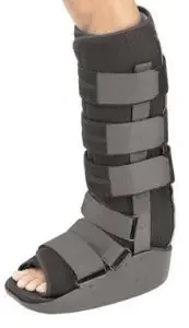 MaxTrax – Ankle Walker X-Large Hook and Loop Closure Male 14 to 17 Left or Right Foot – 11-1382-5-00000