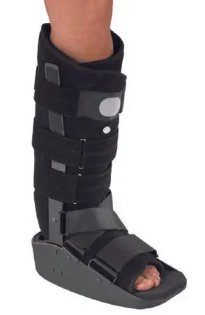 MaxTrax – Walker Boot X-Large Hook and Loop Closure Male 14 to 17 Left or Right Foot – 79-95418