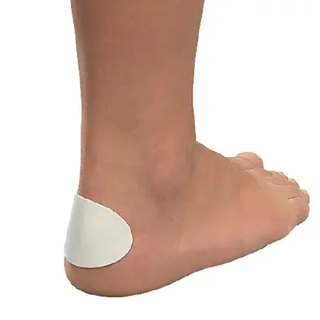 Mueller – Blister Pad One Size Fits Most Adhesive Foot – 20257