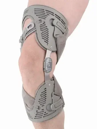 Ossur Unloader One – Knee Brace Small 12-1/2 to 14 Inch Circumference Right Knee – B-240518712